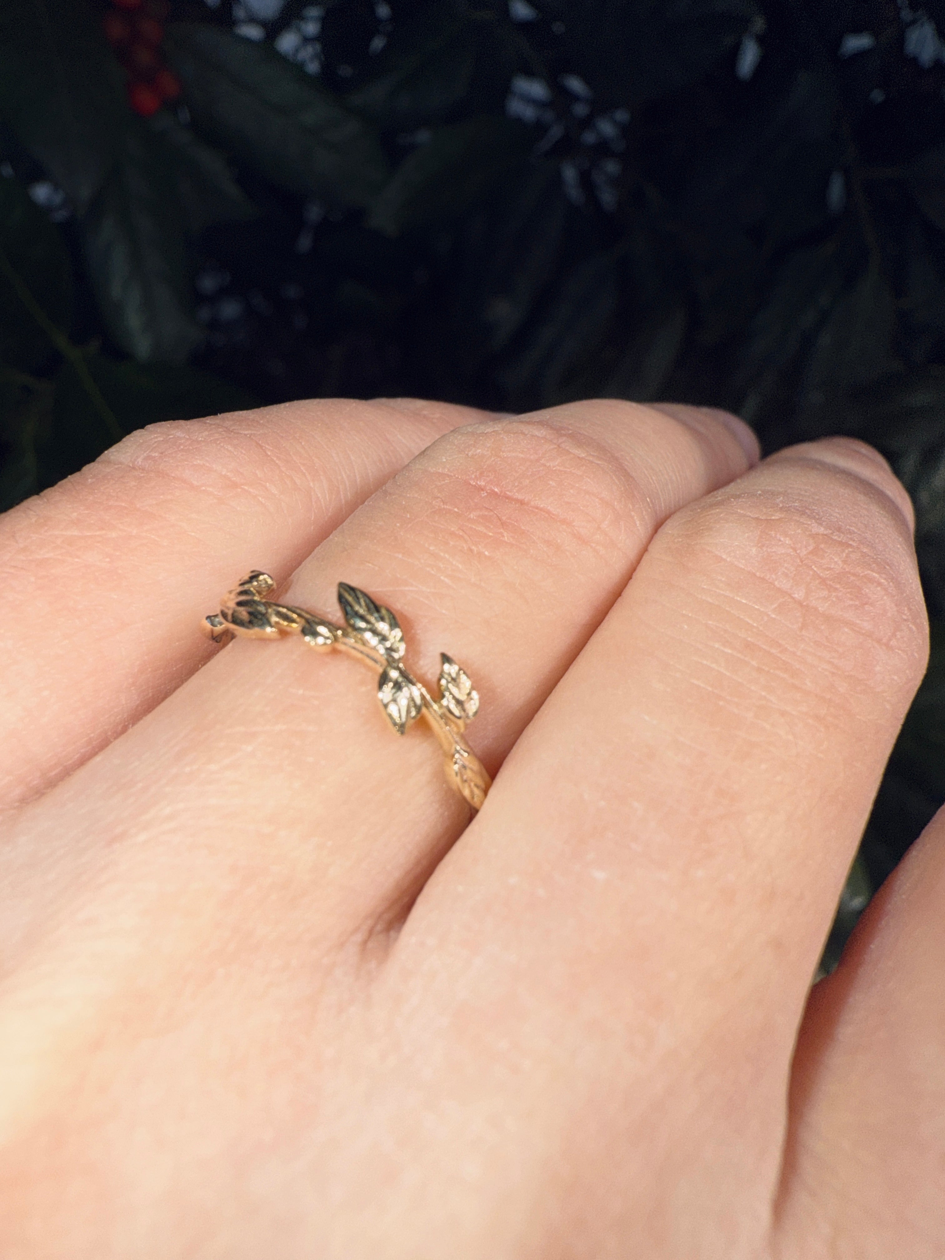 Angel's Wing Gold leafy Ring