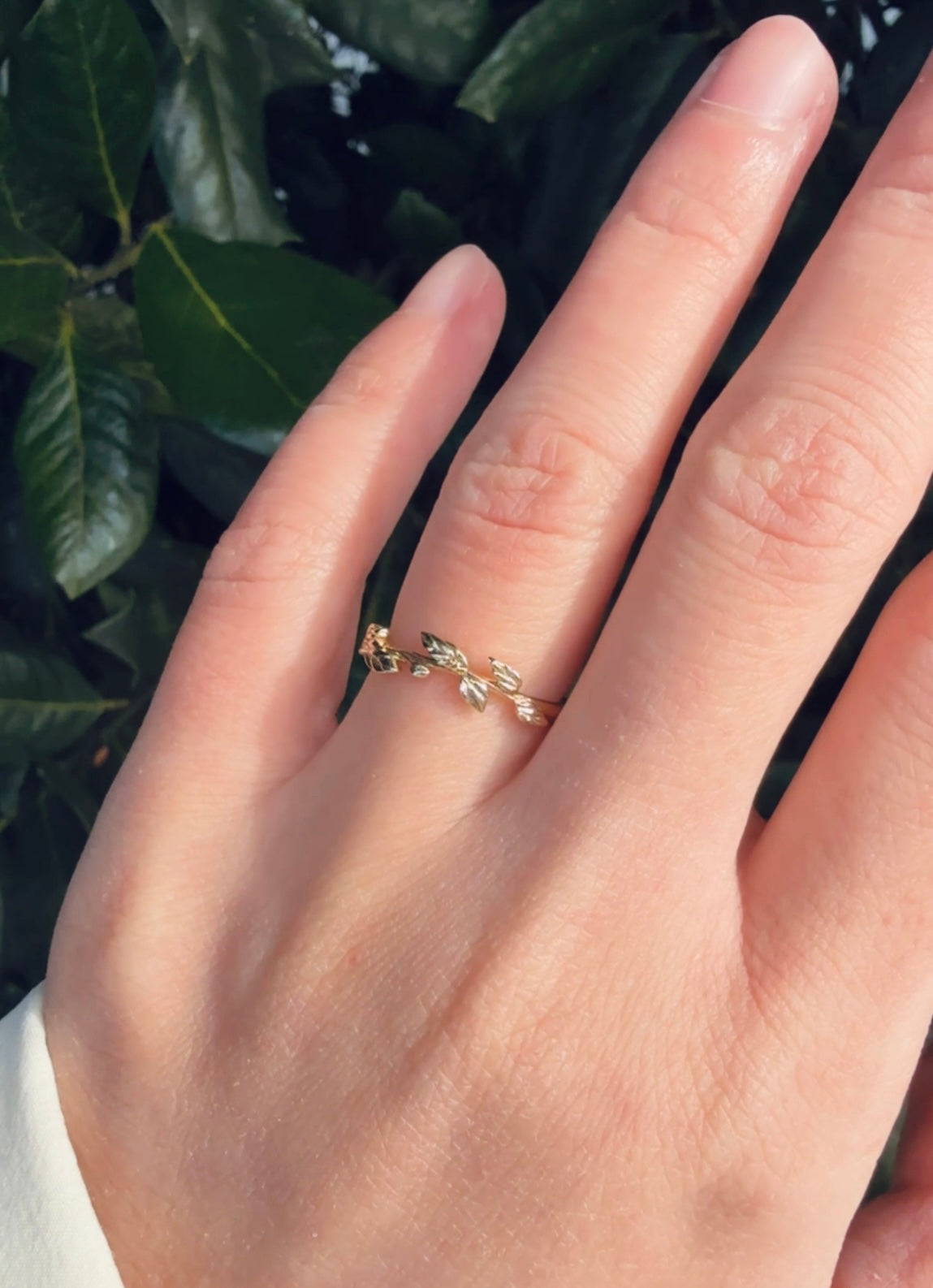 Angel's Wing Gold leafy Ring