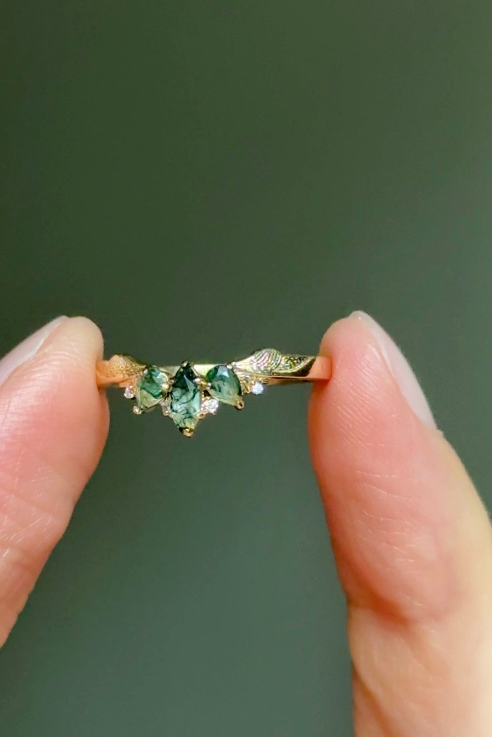 14k Gold Moss agate Wedding ring, Curved Moss agate matching Band
