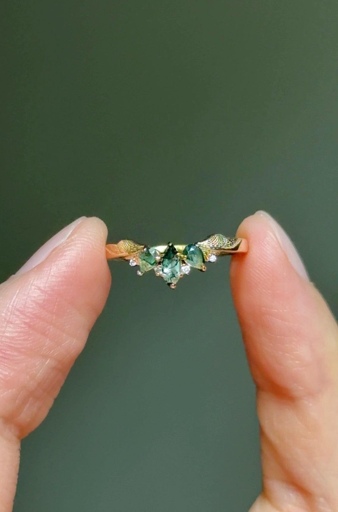 14k Gold Moss agate Wedding ring, Curved Moss agate matching Band