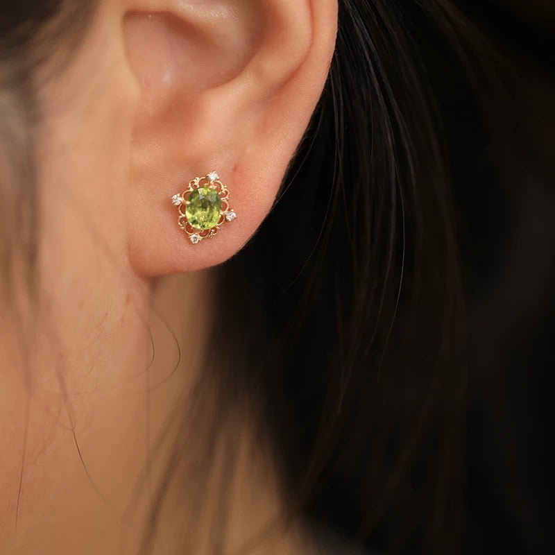 Sweet water Green Tourmaline Earrings, 18k Gold Tourmaline Studs