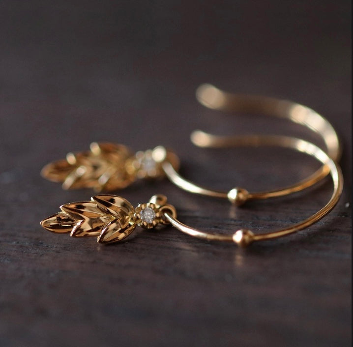 Field of Gold 18k Diamond earrings Gold, Diamond earring hoops