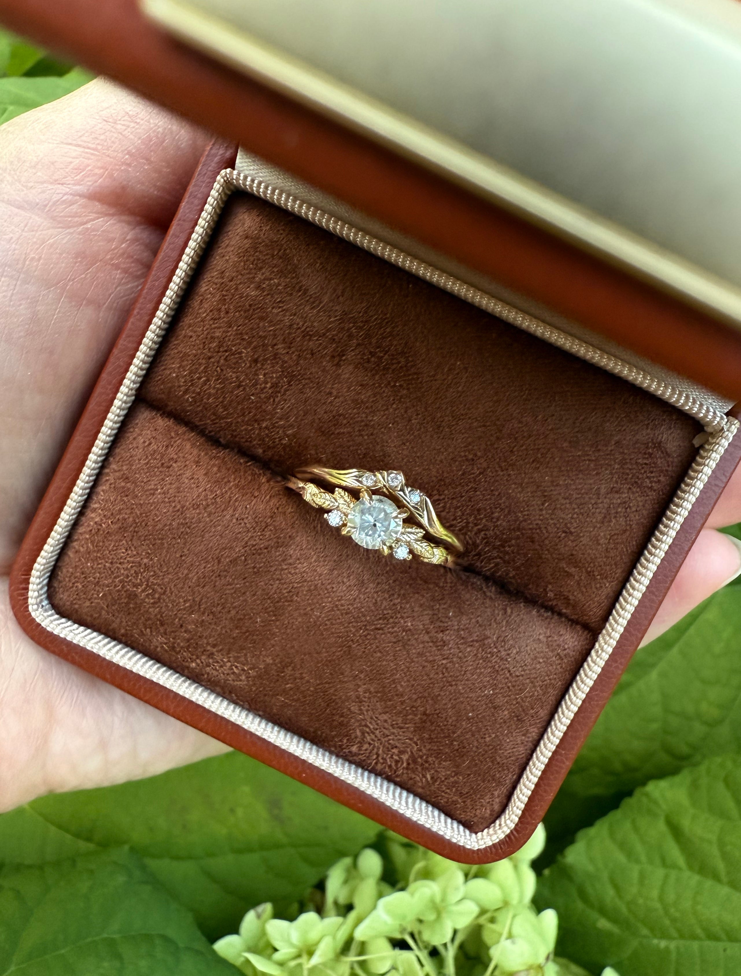 14k Gold Diamond Chevron Wedding band, Matching band
