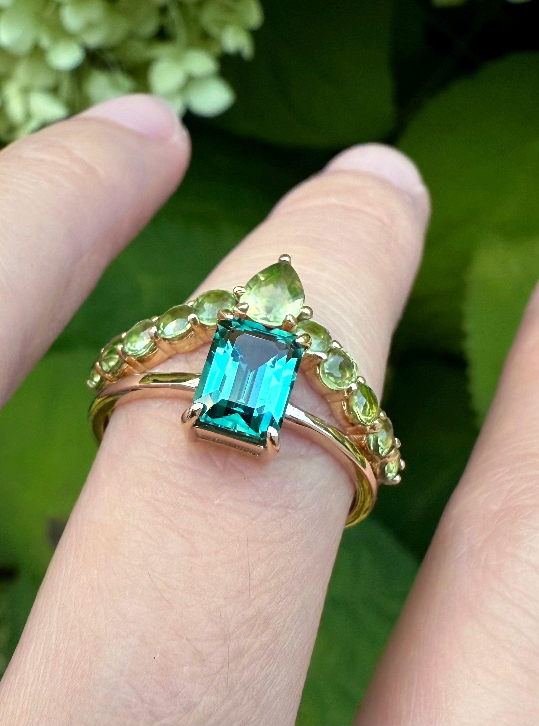 Green Horizon Curved Gold Wedding Stackable Band, Wedding band