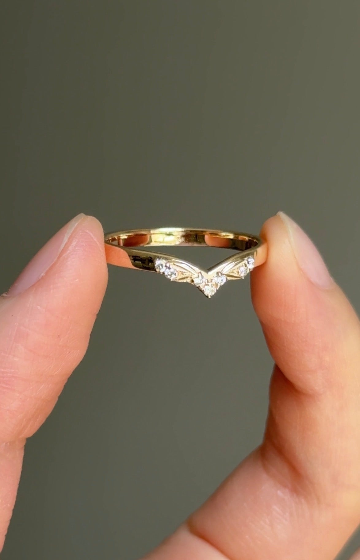 14k Gold Chevron Wedding band, Diamond Wedding stacking Ring for women