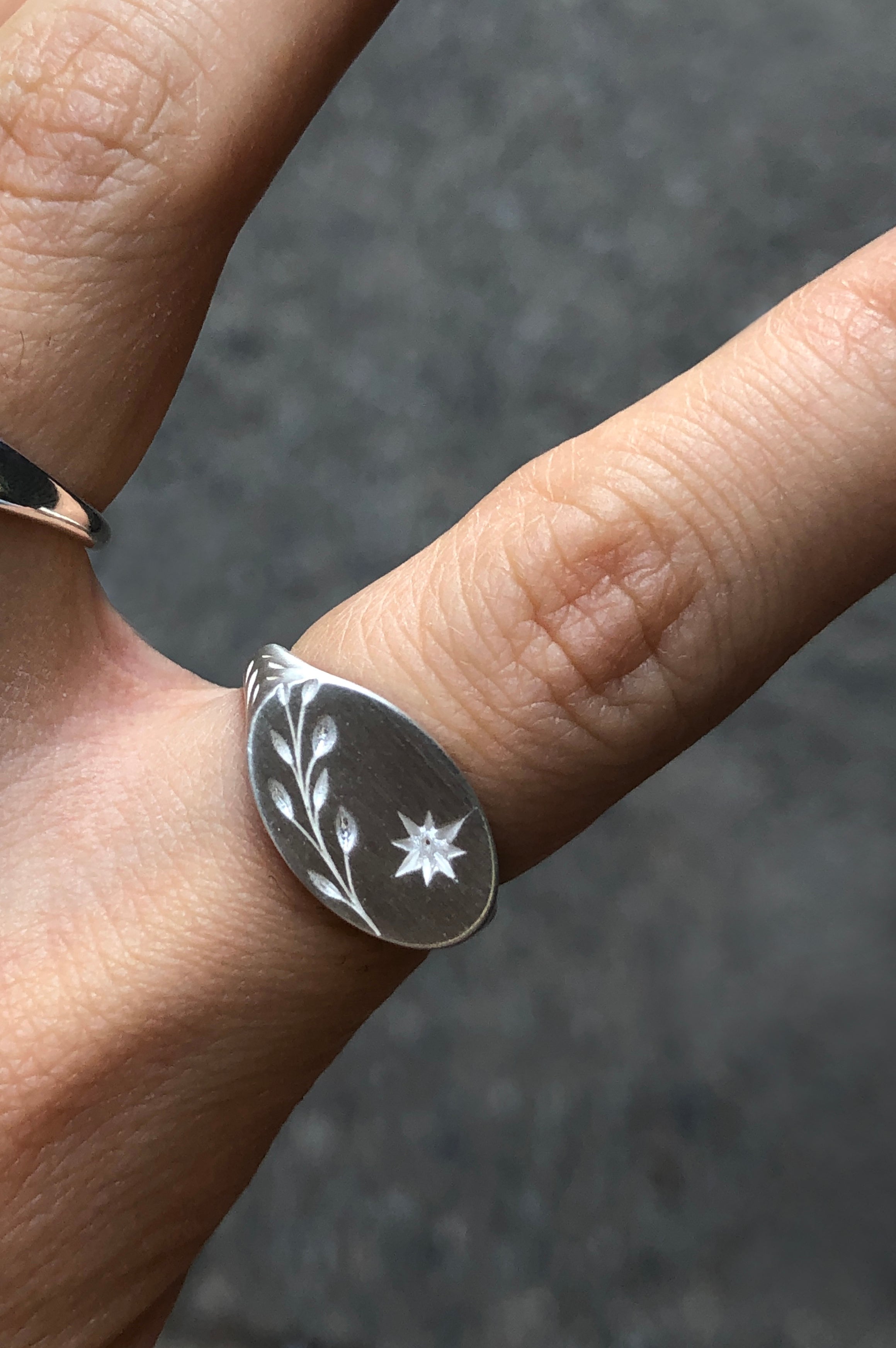 Treetop Star Signet Ring