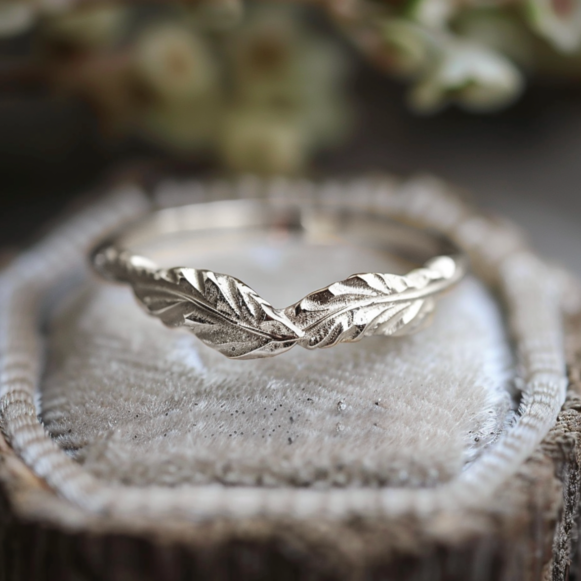Angel's Wing Leafy Ring, Botanica Wedding Band, Wedding RIng