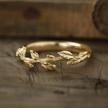 Load image into Gallery viewer, Angel&#39;s Wing Gold leafy Ring

