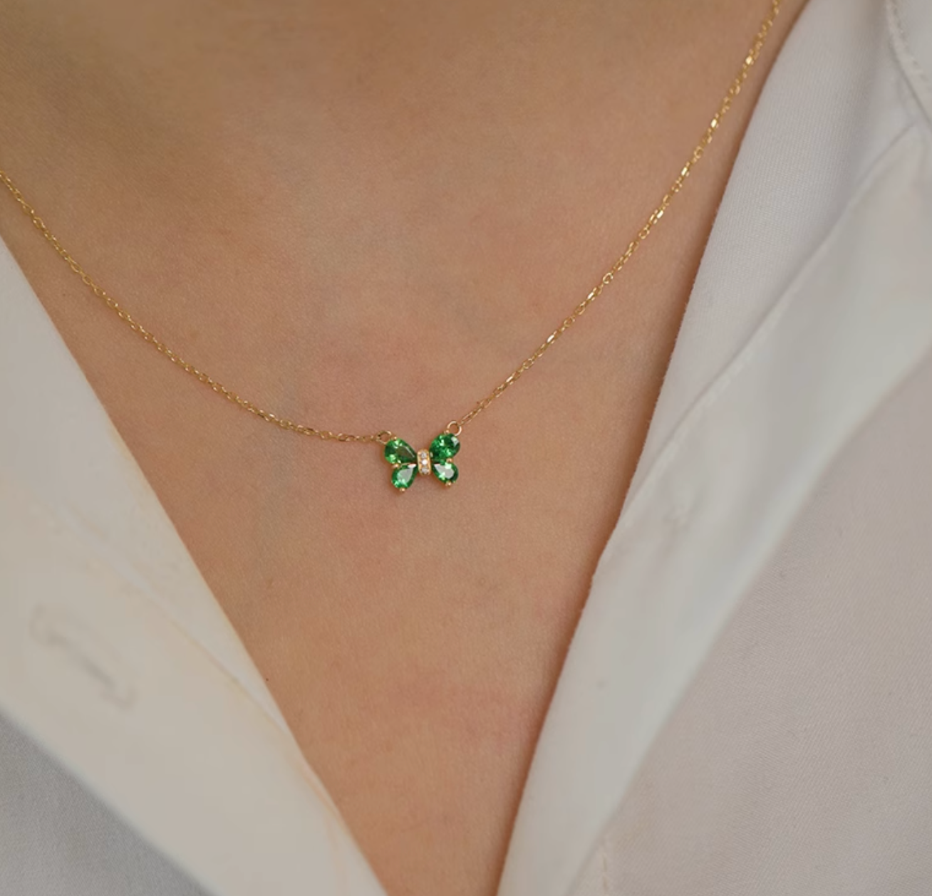 Lucky Butterfly 18k Gold Green Tsavorite Necklace, butterfly Tsavorite Necklace