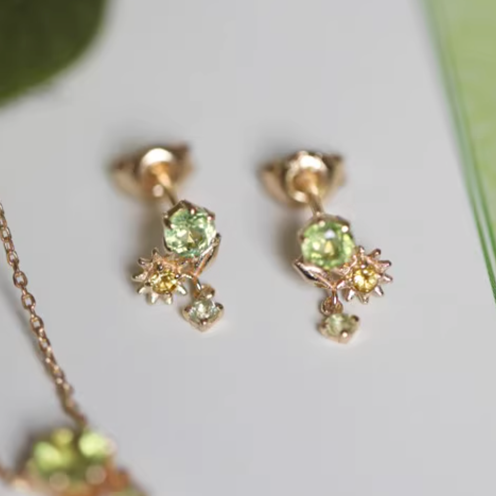 Green Peridot earrings, Sterling Silver Earring Gift, August birthstone earrings