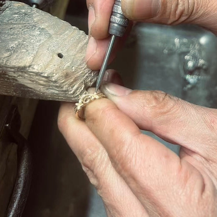 Diamond Engagement Ring, 14k Gold Diamond Engagement ring, Twisted Shank