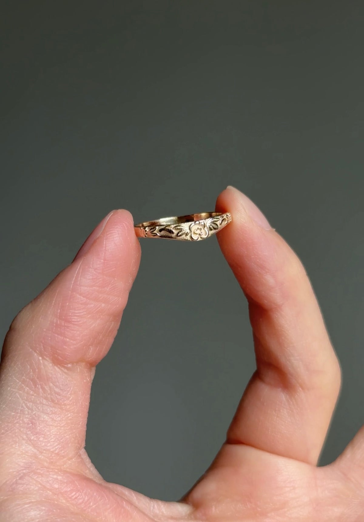 Floral Engraved Gold Wedding Band, Botanical Leaf Ring