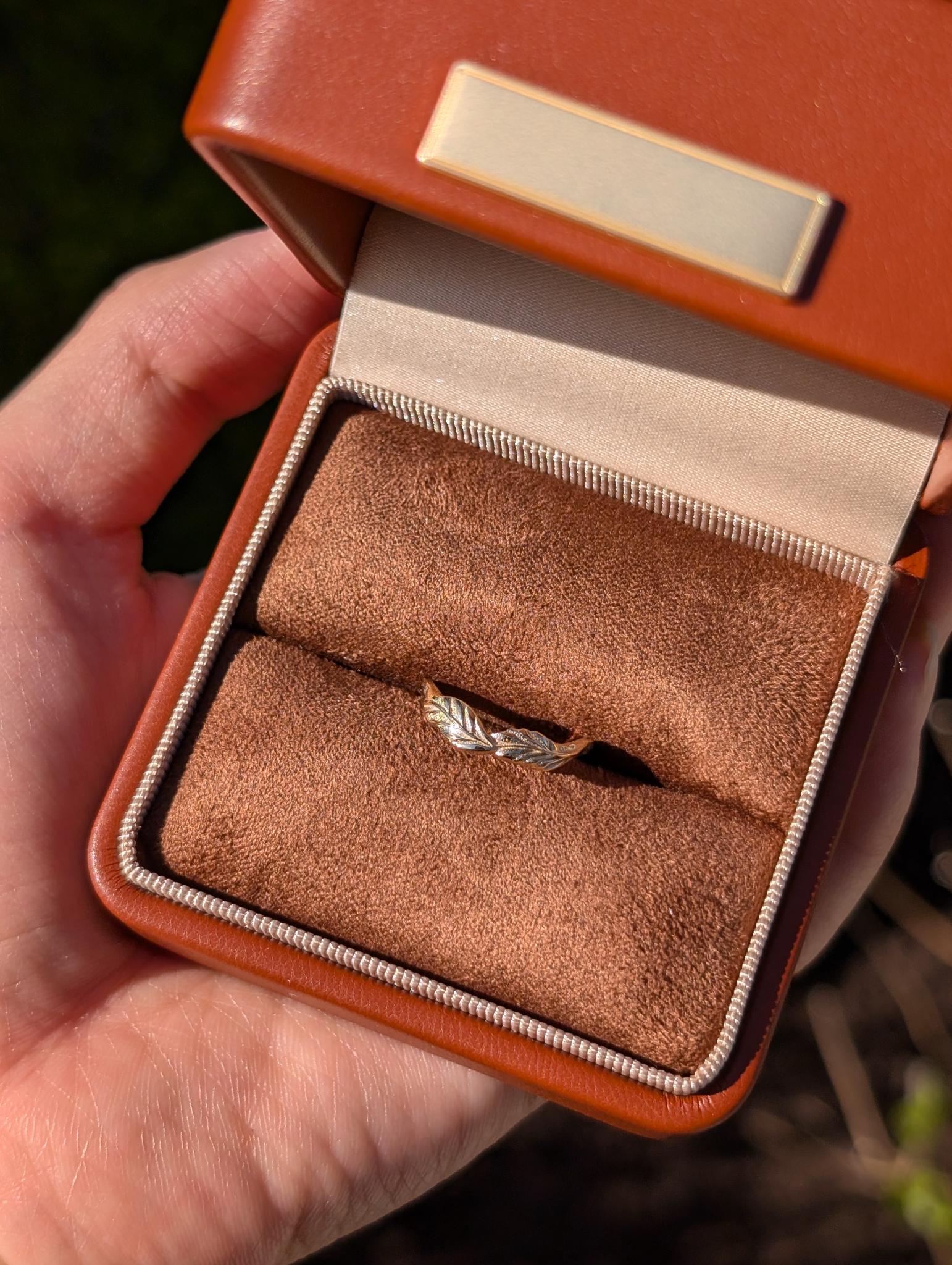 Angel's Wing Leafy Ring, Botanica Wedding Band, Wedding RIng