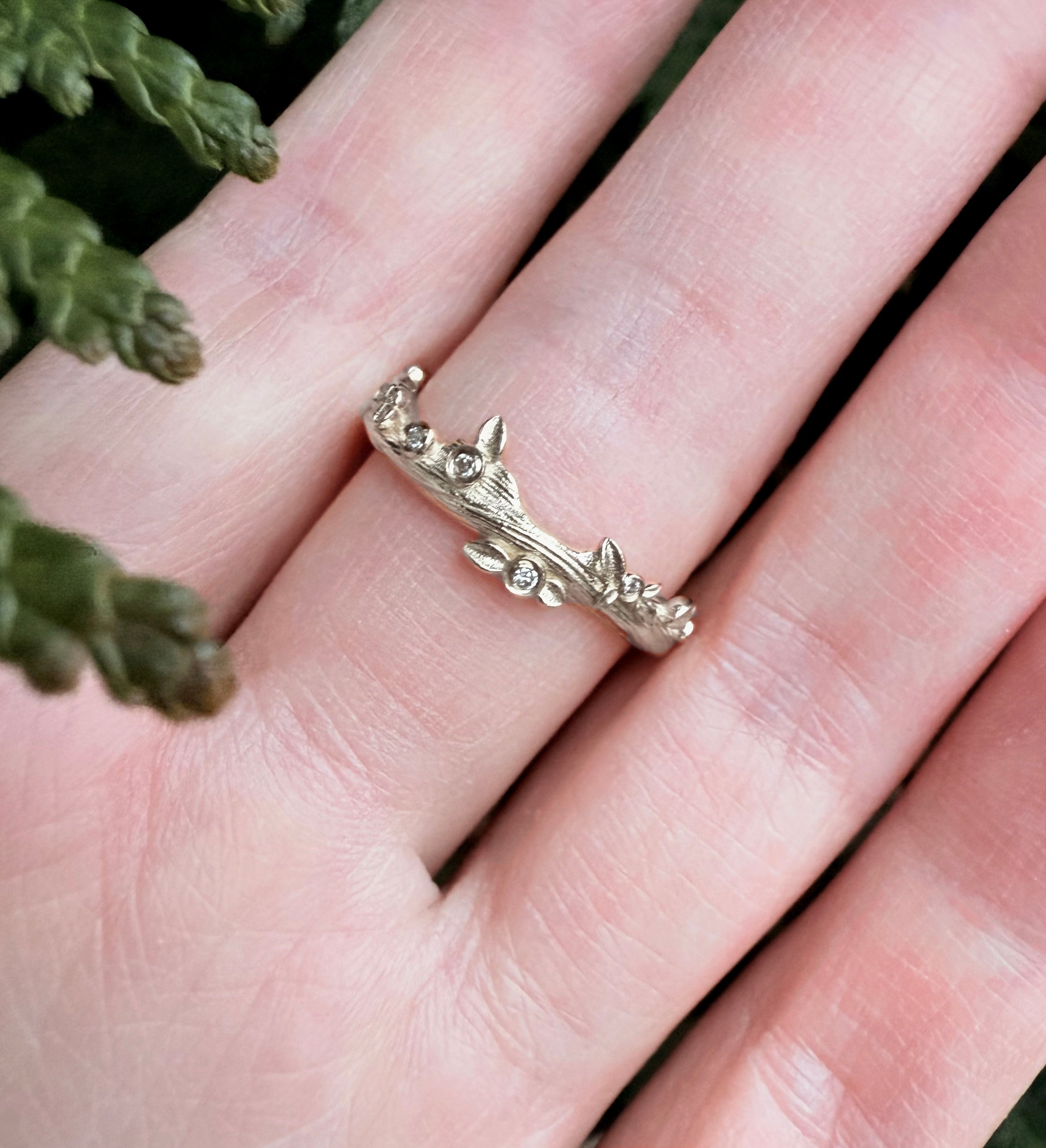 Ivy Twig Band, 14k Gold Diamond Twig Band, Diamond wedding band