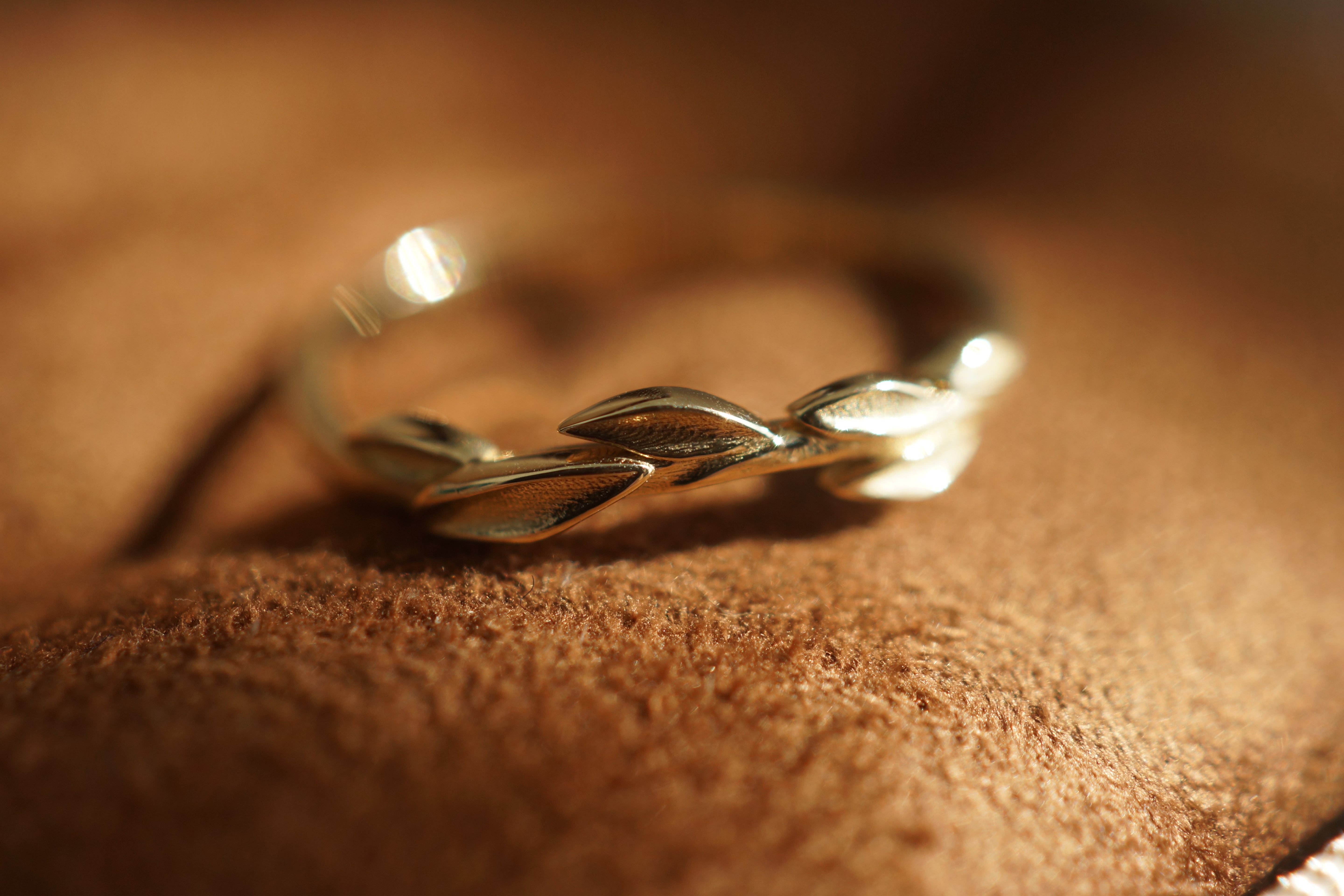 Lily Feather, 14k Gold Wedding Matching Leafy Ring