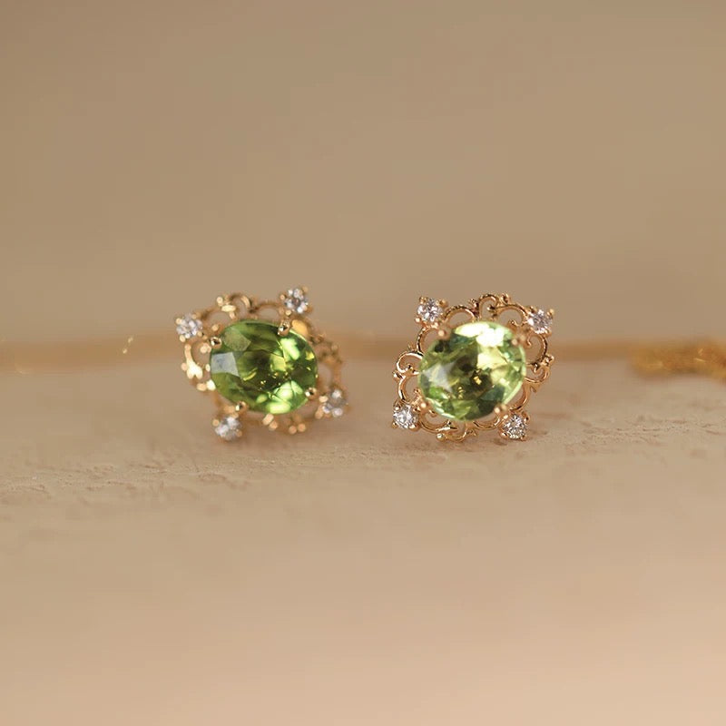 Sweet water Green Tourmaline Earrings, 18k Gold Tourmaline Studs