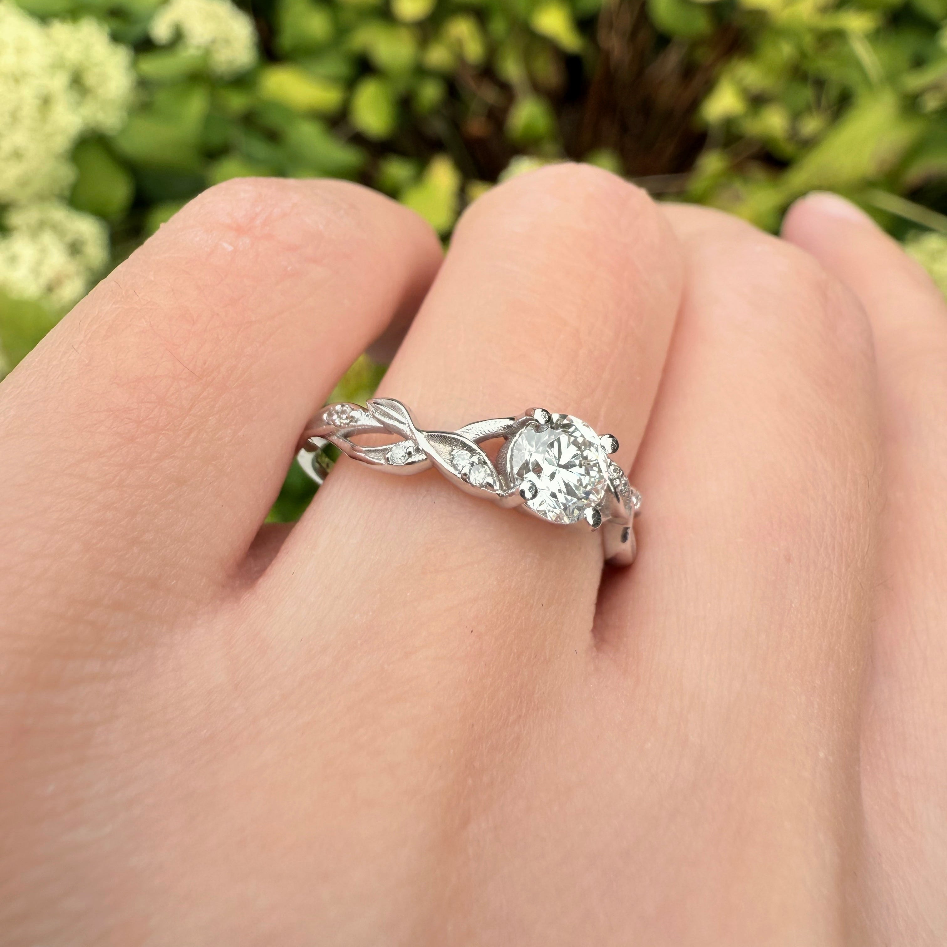 Leafy Diamond Engagement Ring, 14k Gold Diamond Engagement ring, Twisted Leafy Ring