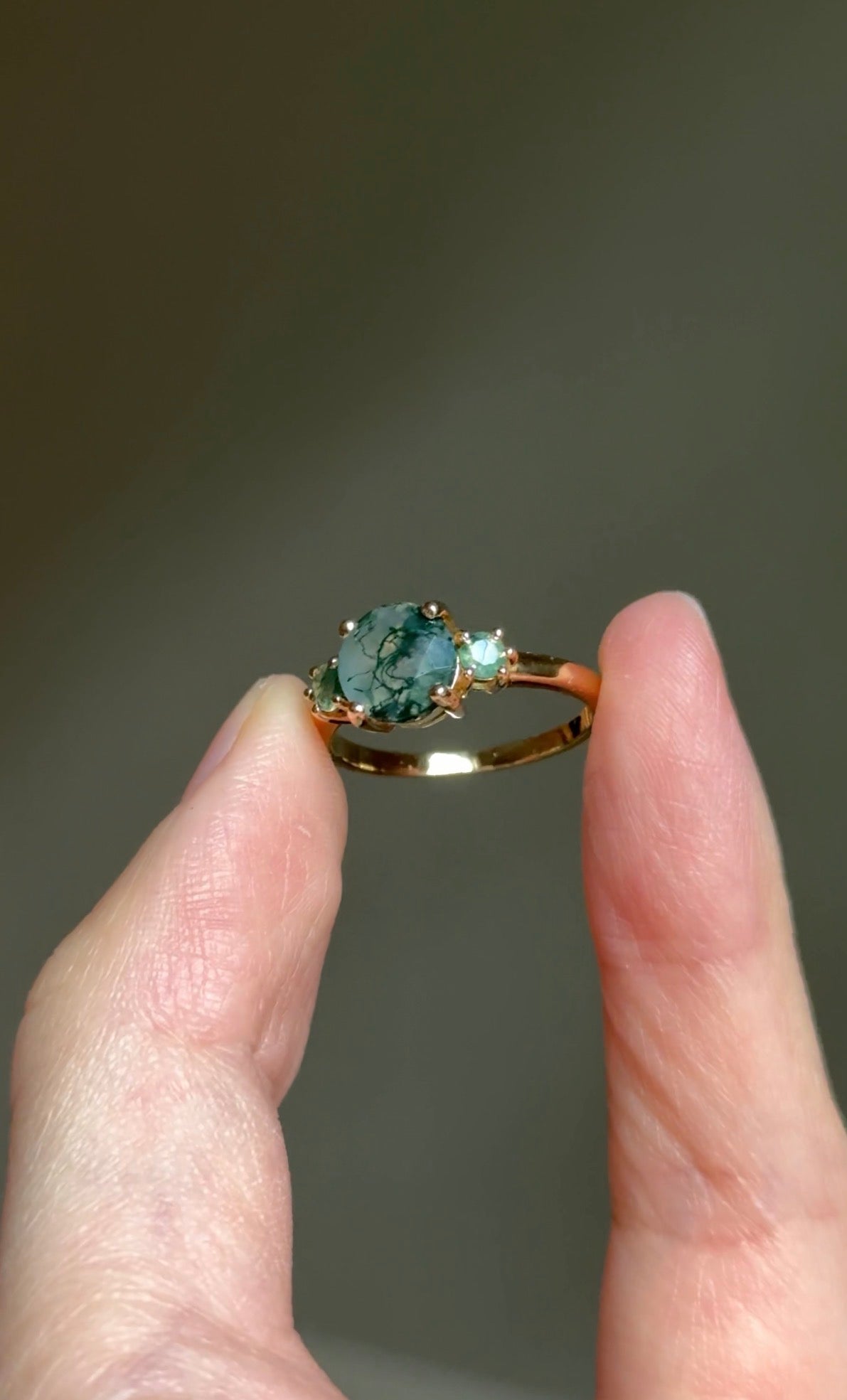 14k Gold Round Moss agate ring with diamond, Engagement ring, Moss agate Ring