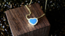 Load image into Gallery viewer, Heart Shaped Deep Blue Turquoise Necklace
