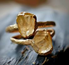 Load image into Gallery viewer, Solitary Raw Citrine ring
