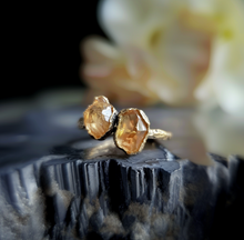 Load image into Gallery viewer, Solitary Raw Citrine ring-Antique Copper
