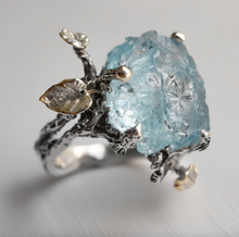 Load image into Gallery viewer, Big Raw Aquamarine Engagement ring, Nature&#39;a collection
