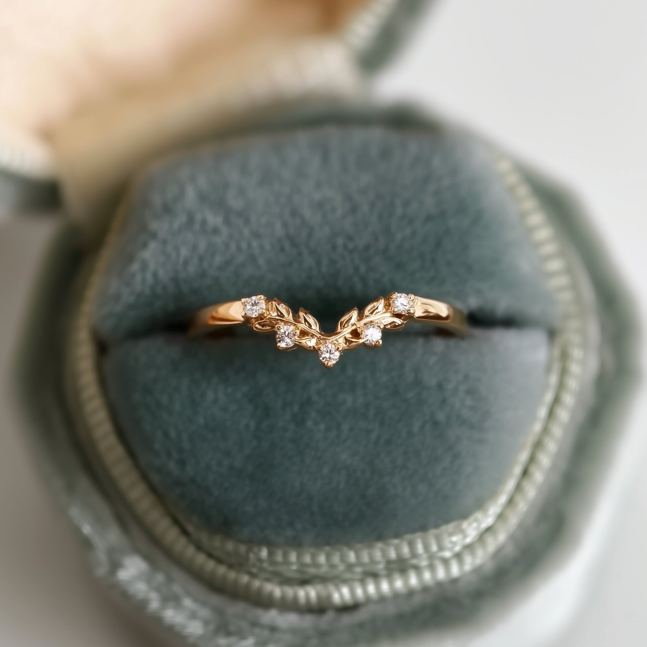 14k Gold Wedding band, Dainty Diamond Wedding stacking Ring for women
