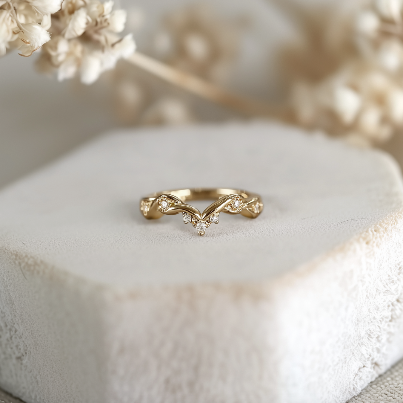 Viridia 14k Gold Wedding band, Twisted Leafy Diamond Wedding stacking Ring for women