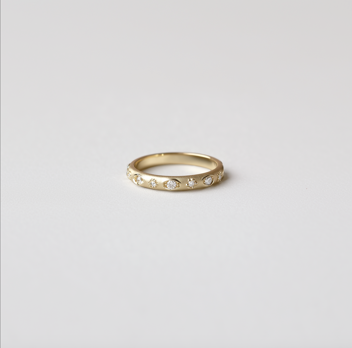 Verdiora 14k Gold Wedding band, Natural Diamond Wedding Ring for women