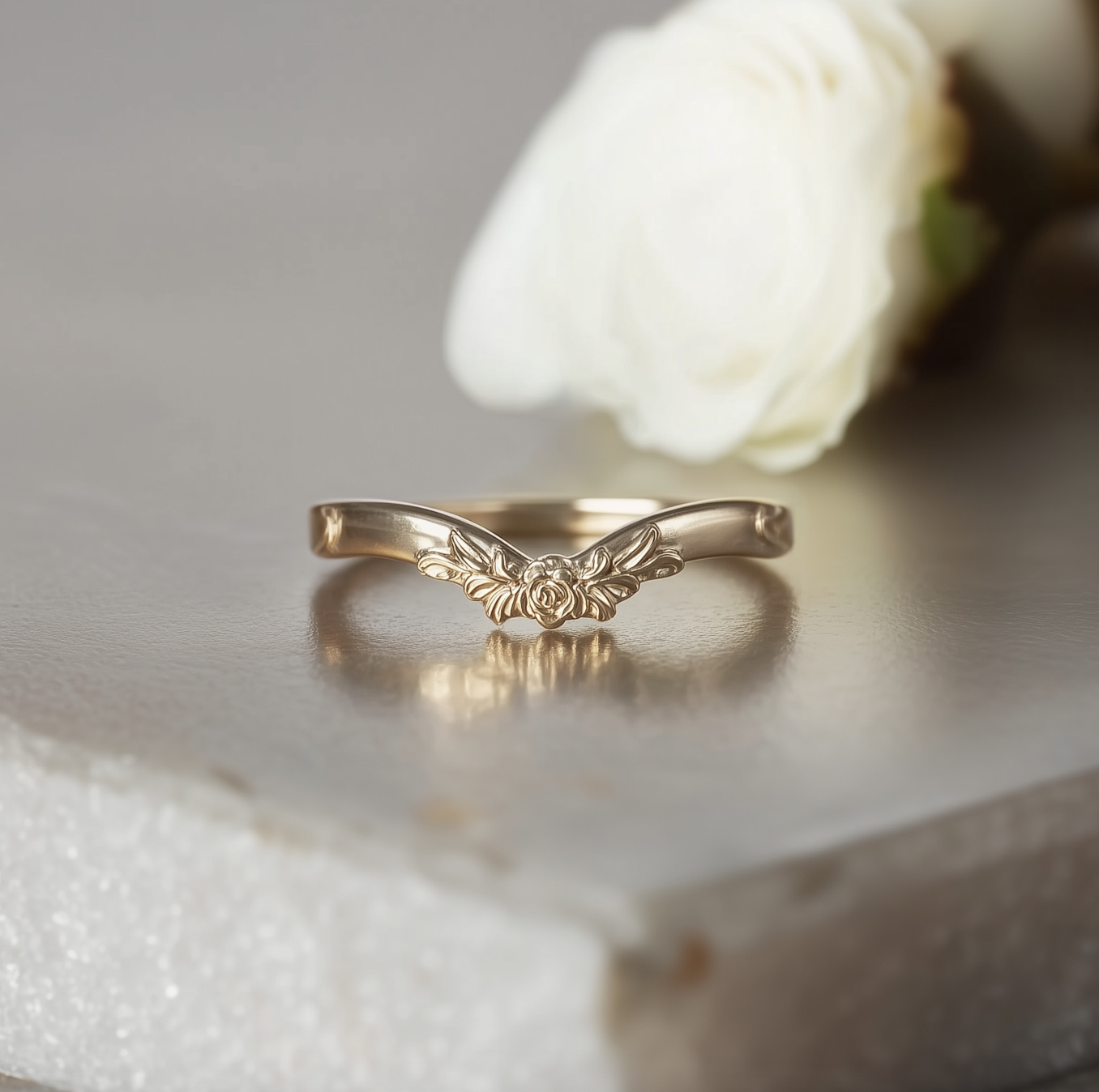 14k Gold Engraved Wedding Band For Men and Women, Floral Leaf Matching Wedding Ring