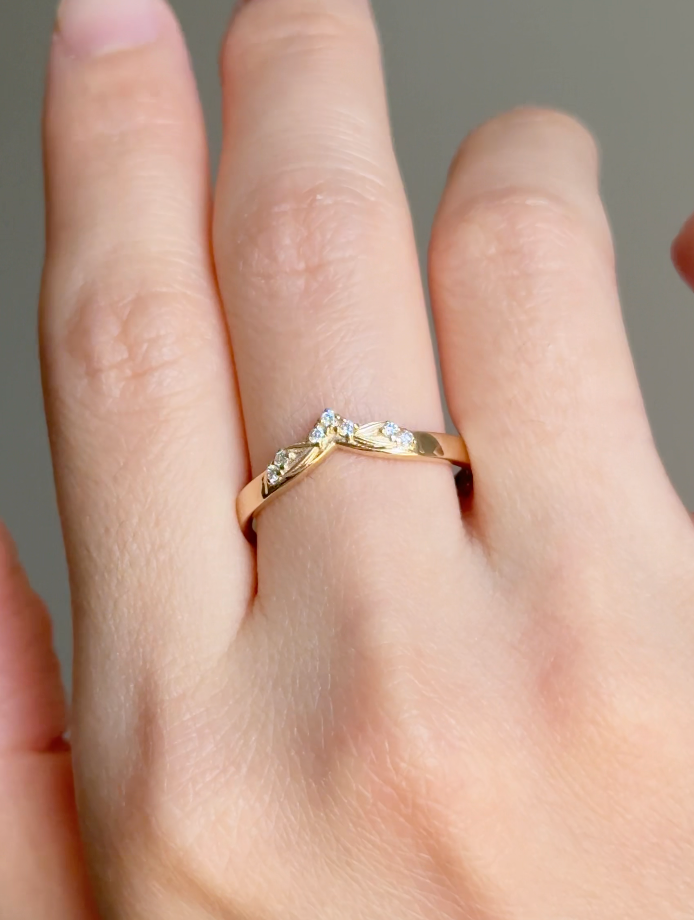 14k Gold Chevron Wedding band, Diamond Wedding stacking Ring for women