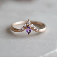 Load image into Gallery viewer, Violet Apex Tanzanite Engagement Rings, 14k Purple Tanzanite Engagement Ring
