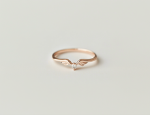 Load image into Gallery viewer, Angel&#39;s Wing Minimalist Diamond ring, V Shape Wedding Band
