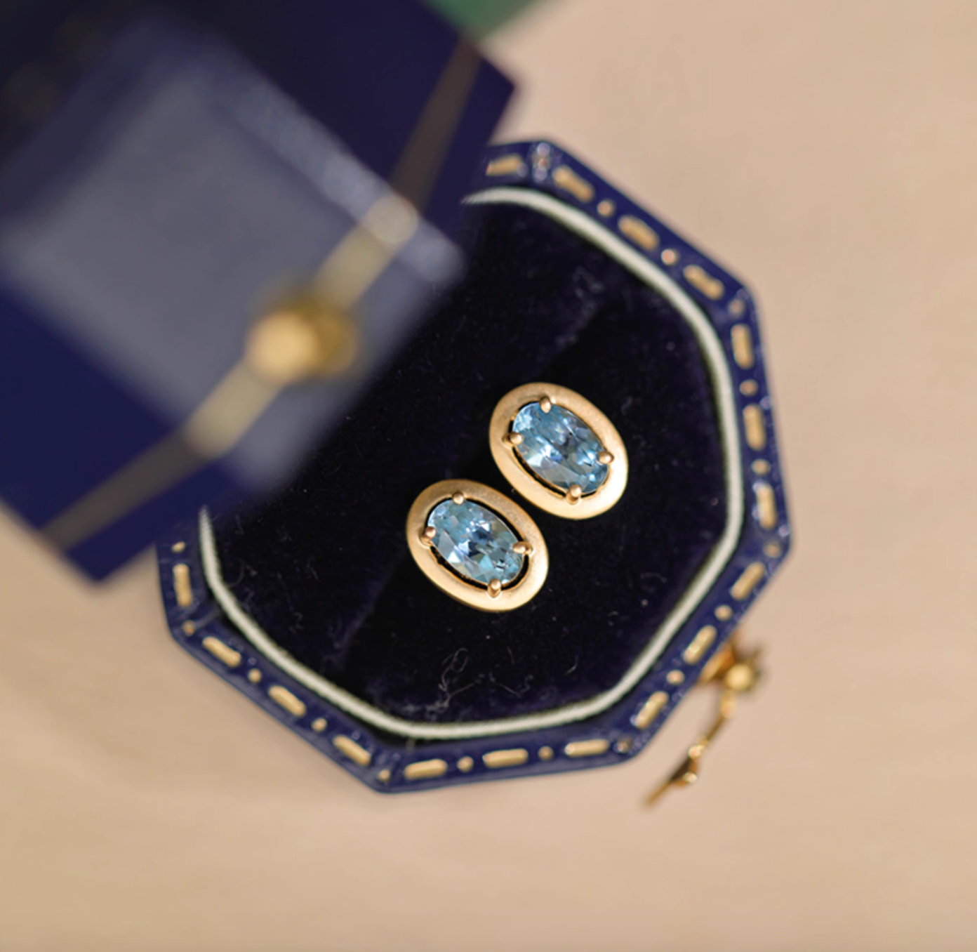 Iceberg, 18k Gold Aquamarine Studs, Aquamarine Earrings