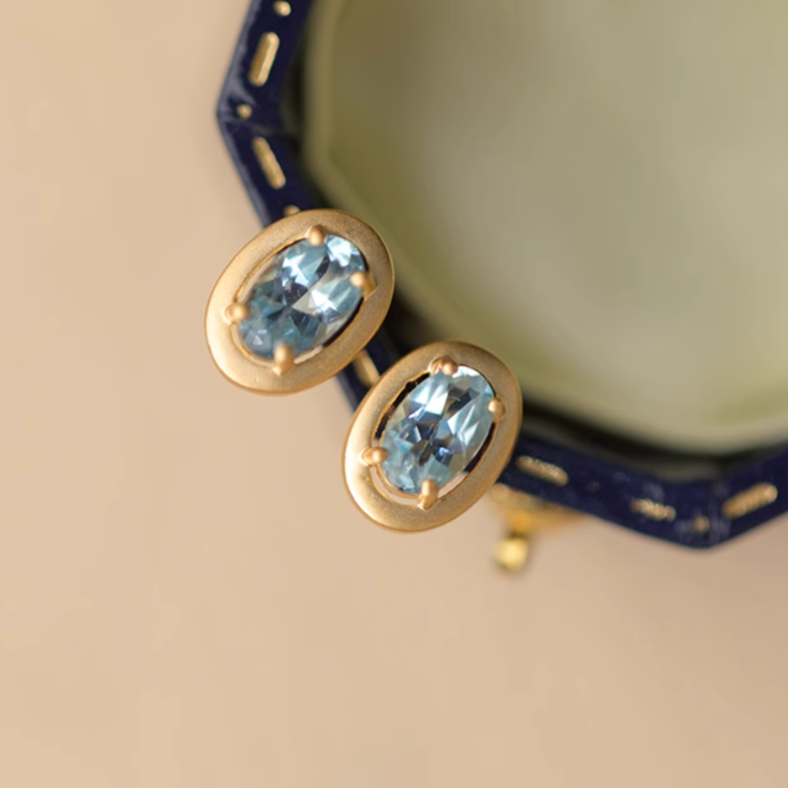 Iceberg, 18k Gold Aquamarine Studs, Aquamarine Earrings