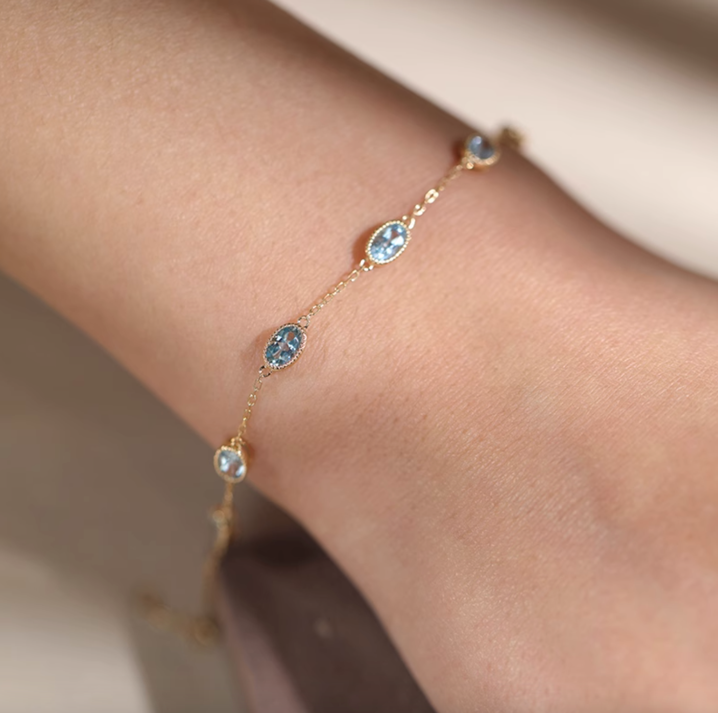 Iceberg, 18k Gold Aquamarine Bracelet, Aquamarine Bracelet