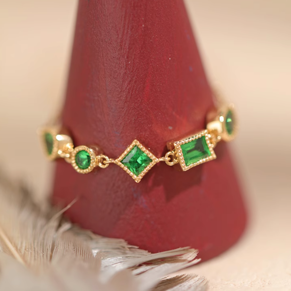 TetraVerde 18k Tsavorite Chain Ring, Green Tsavorite engagement ring, Adjustable chain ring