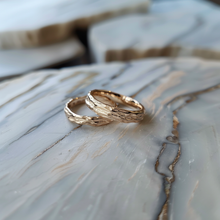 Load image into Gallery viewer, 14k Gold Wedding Band, Simple wide band, Nature inspired branch Ring
