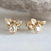 Load image into Gallery viewer, Dainty clear quartz Studs, Quartz Earrings
