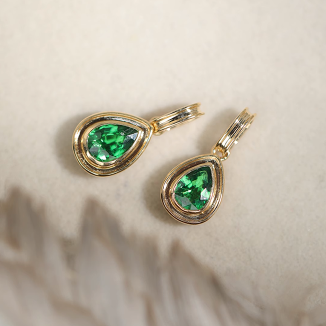 18k Gold Water Drop Natural Tsavorite necklace, Tsavorite and diamond pendant