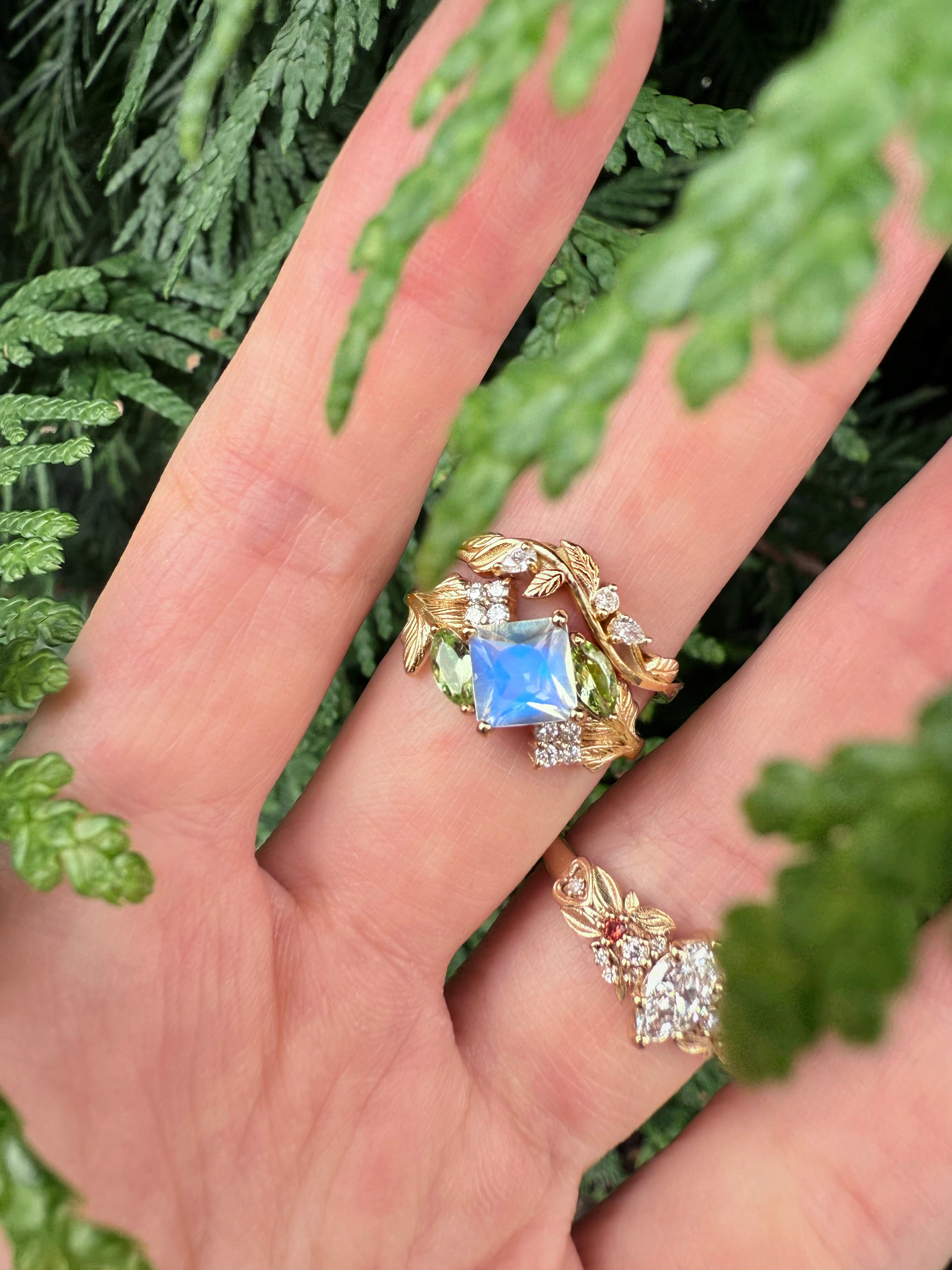 Eryndor Diamond Wedding Band, Chevron Diamond Wedding Ring For Women, Diamond curved wedding band