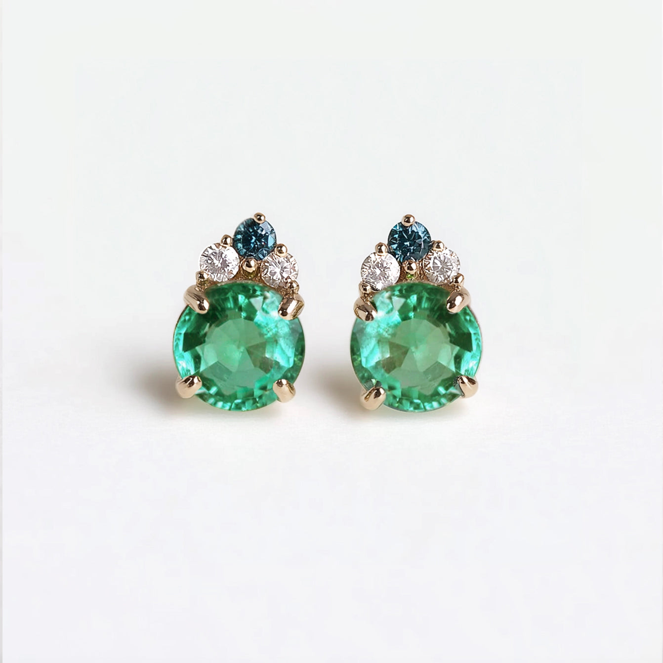Round Emerald Stud Solid Gold, Natural Emerald and diamond stud