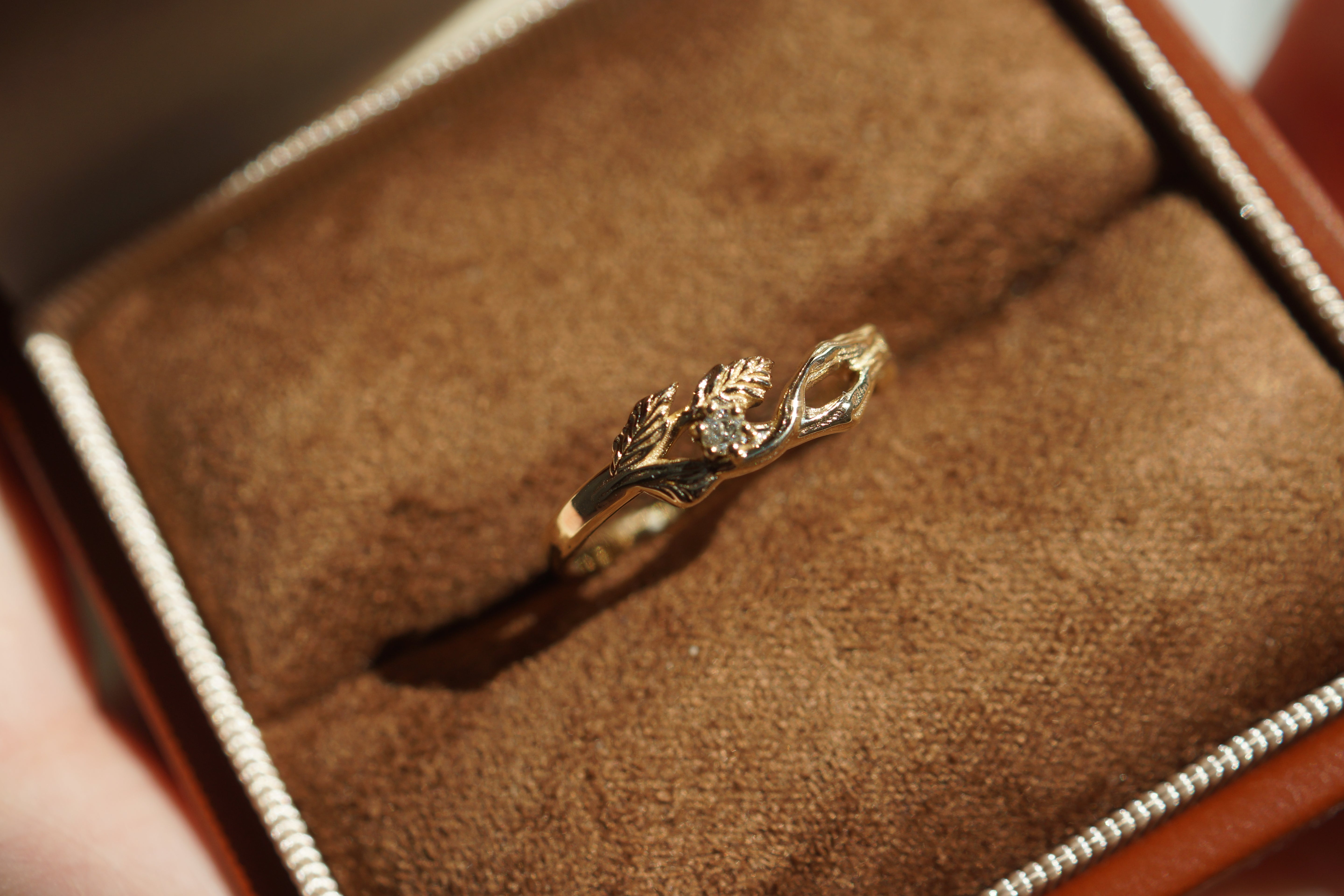 14k Gold Diamond Wedding Band, Diamond Wedding Ring For Men and Women