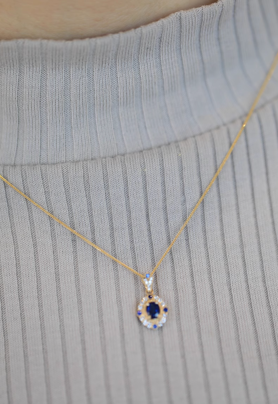 Blue sapphire and white diamond pendant, Sapphire necklace, Sapphire jewellery